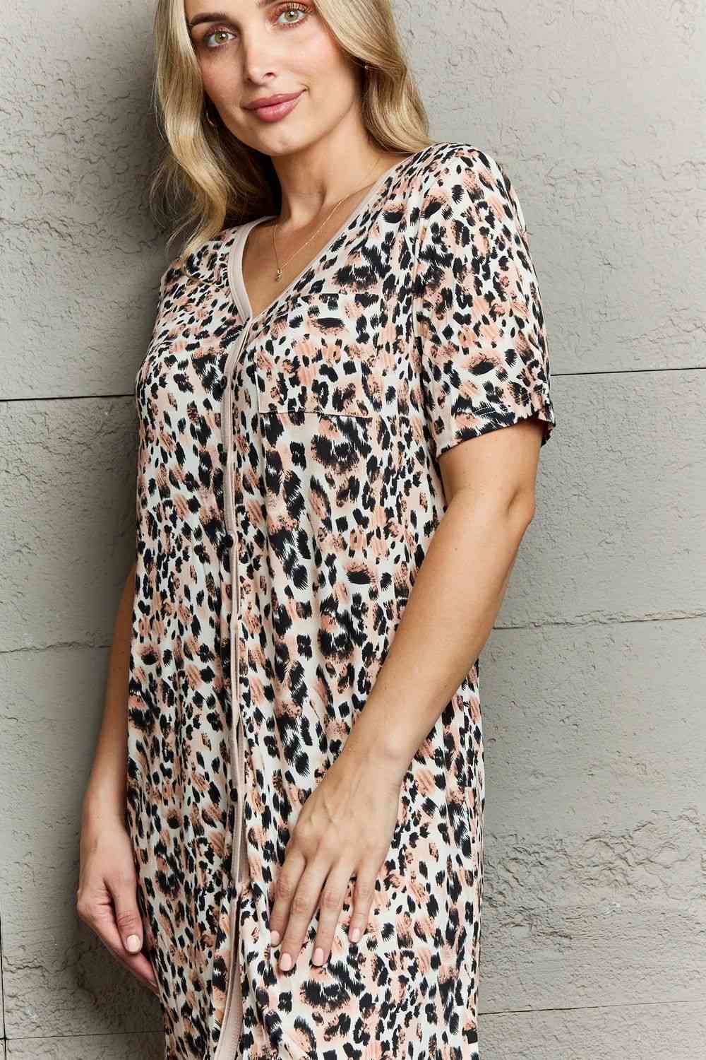 Super Sale, MOON NITE Quilted Quivers Button Down Sleepwear Dress