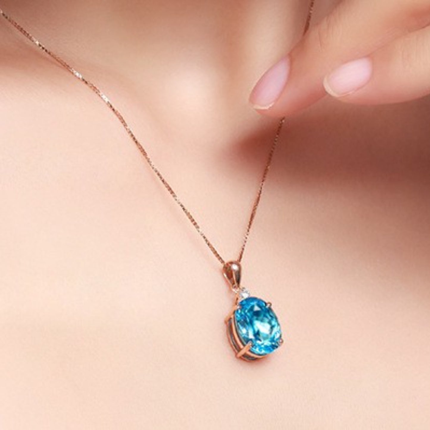 Rose Gold-Plated Artificial Gemstone Pendant Necklace