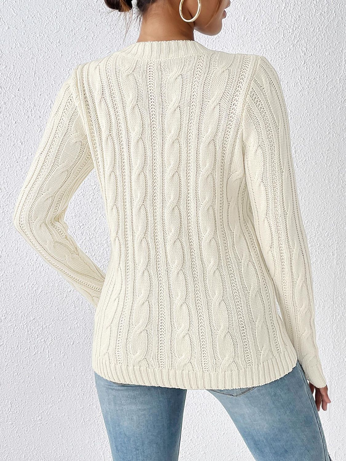 Cable-Knit Round Neck Long Sleeve Sweater