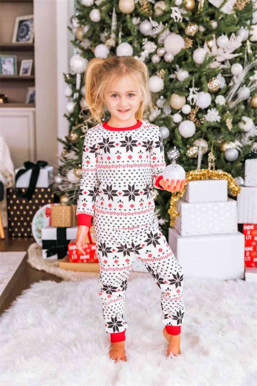 Kids Snowflake Pattern Top and Pants Set