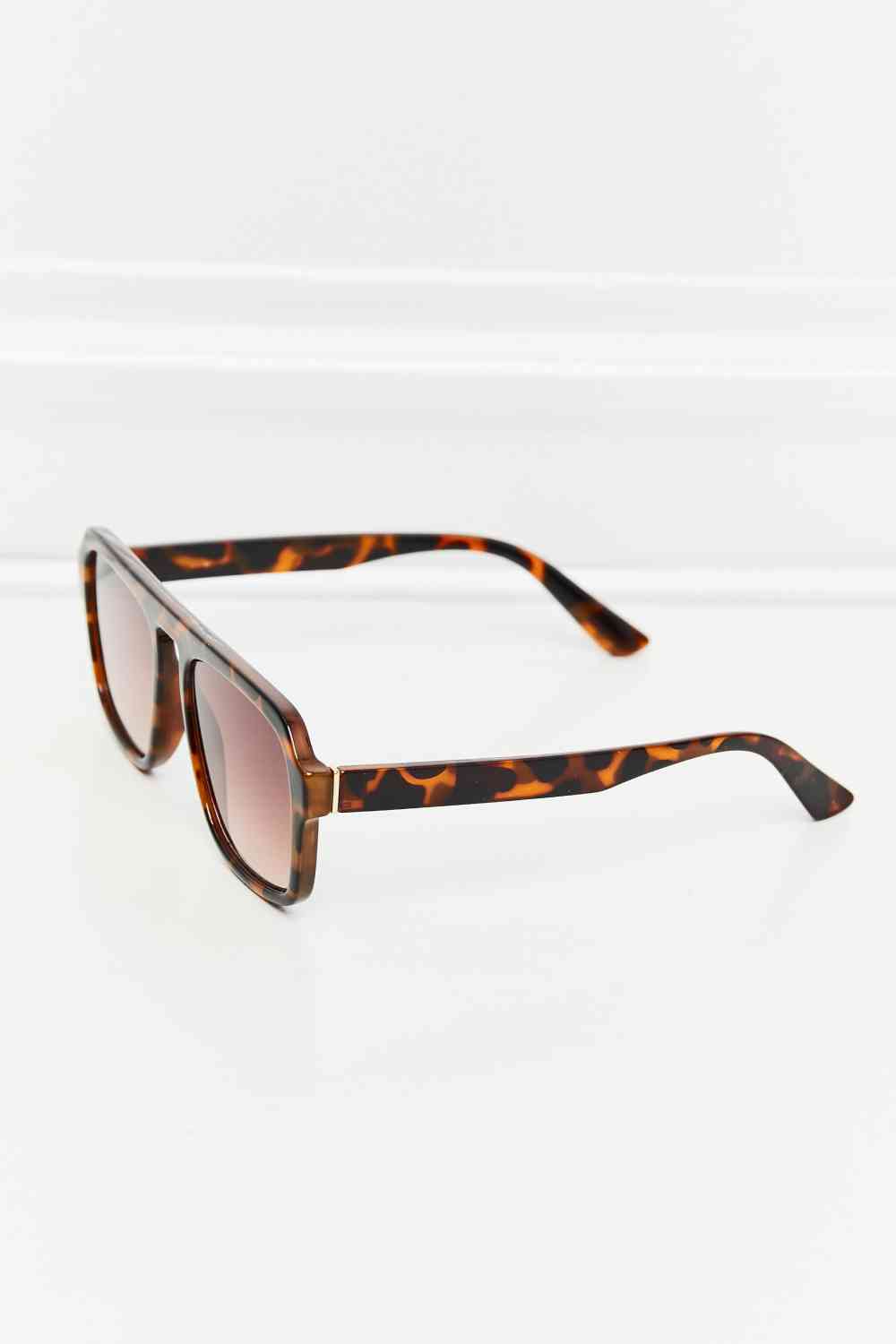 Tortoiseshell Square Polycarbonate Frame Sunglasses