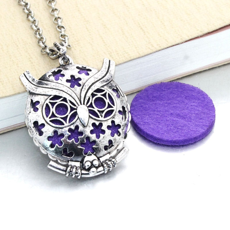 1pcs Aroma Diffuser Necklace Open Antique Vintage Lockets Pendant Perfume Essential Oil Aromatherapy Locket Necklace With Pads