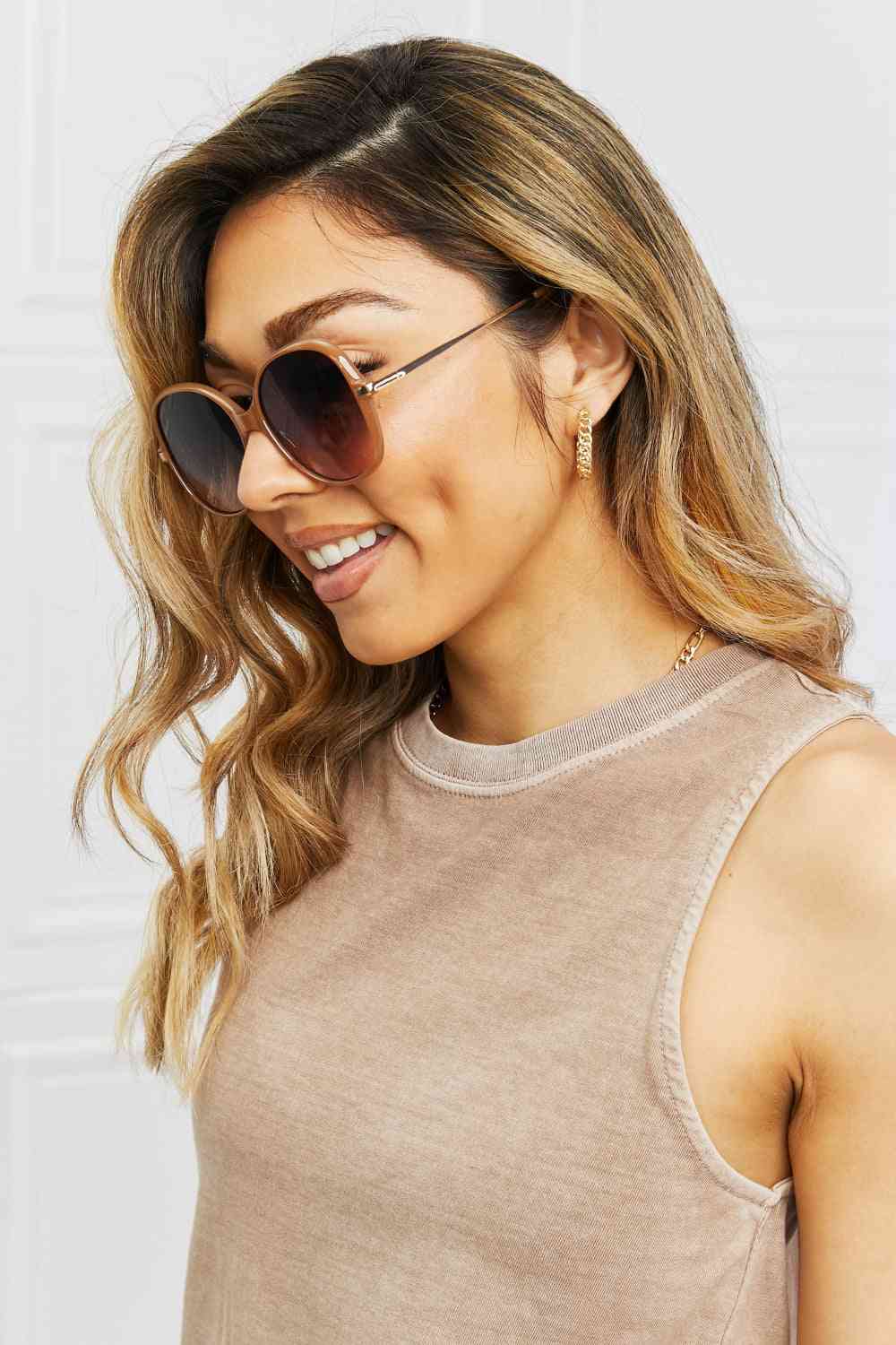 🔥Sale ...Metal-Plastic Hybrid Full Rim Sunglasses