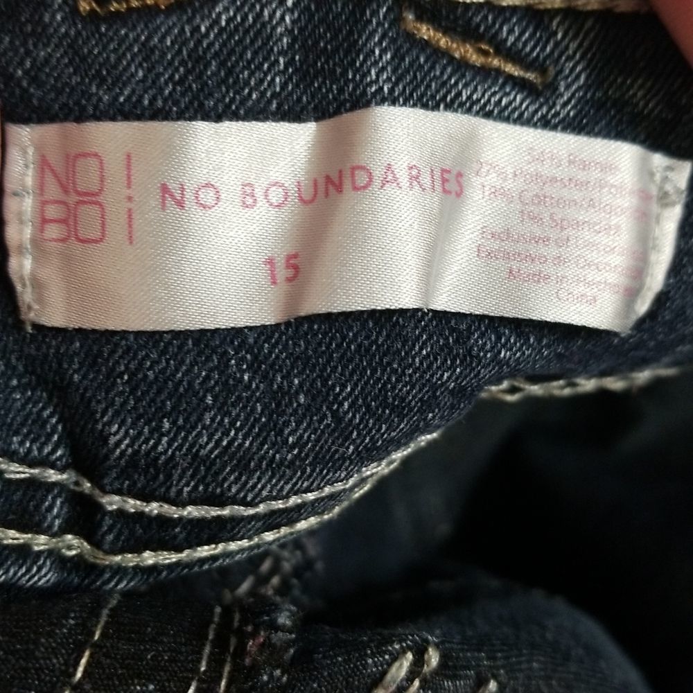 No Boundaries Jeans. C1b2-25